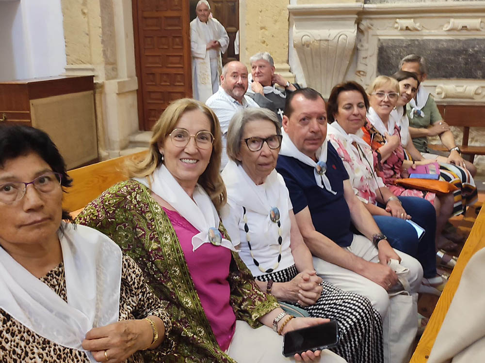 Presencia guadalajareña en Segovia para lecelbrar los 50 años de Cruz Blanca