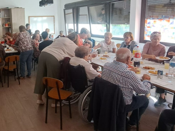 Cáritas de Yunquera ayudó en 2025 a 158 personas necesitadas